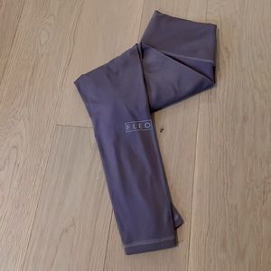 Fleo el toro 3/4 length leggings, GUC
